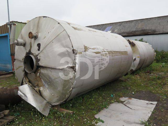 side image of 27000 litre stainless storage tank