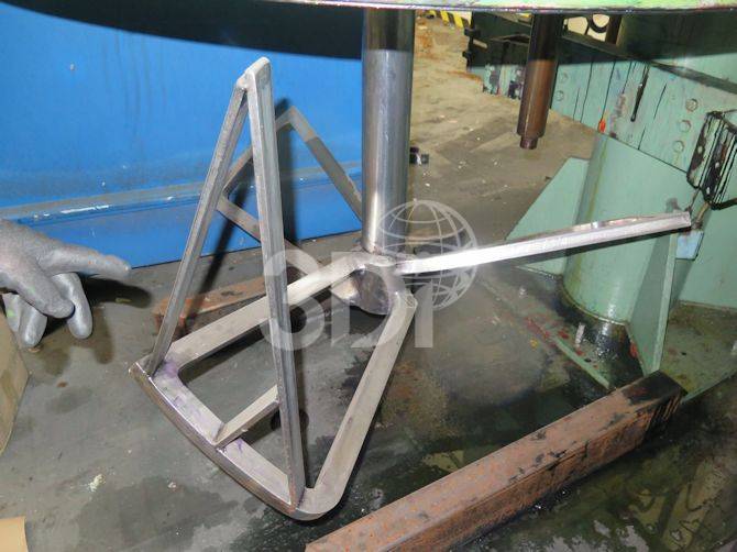 twin shaft blade of a vibromac hydromix disperser mixer