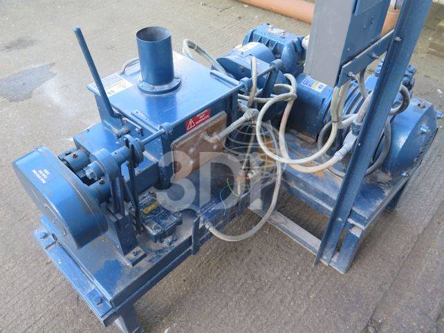 rear image of a winkworth z-blade mixer 11z hd jkt