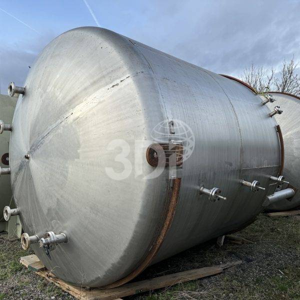 main image of a 30000 litre stainless steel pressure vessel 2799