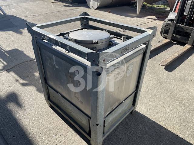 rear image of a thyssen 445 litre stainless steel ibc