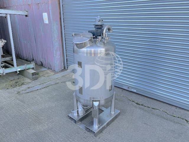 front side image of a 290 litre stainless steel mixing vessel