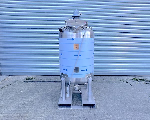 main image of a 290 litre stainless steel process vessel
