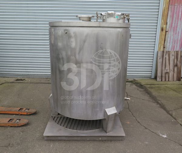 main image of 1000 Litre stainless mixing tank #2504a