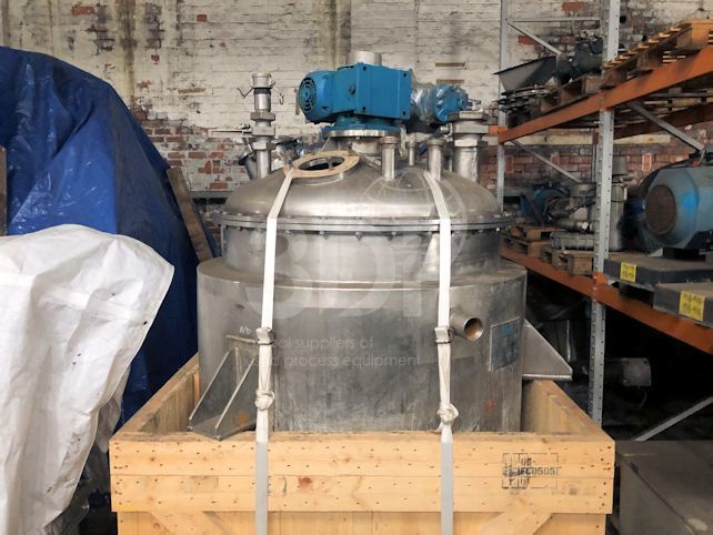 image of a 1117 jacketed mixing vessel in storage