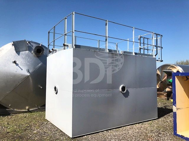 side image of 20000 litre bunded storage tank #2362f