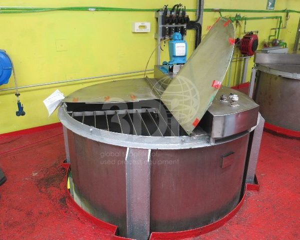 image of 5000 litre stainless storage tank #2464a