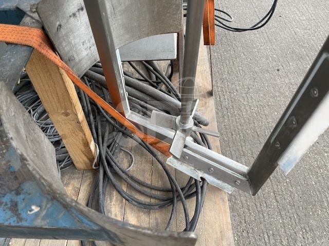 agitator image of 50 litre greaves dual action mixing system