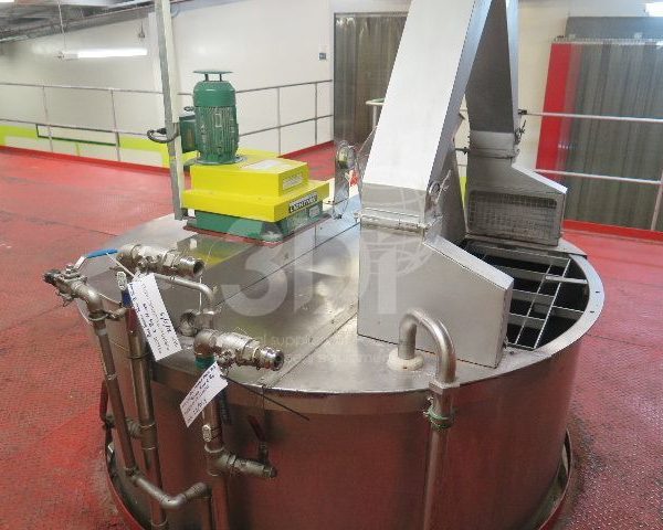image of 8400 litre stainless mixing vessel #2468a