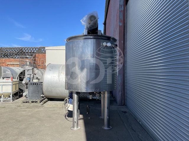 side image of chemplant 2275 litre contra rotating mixing tank