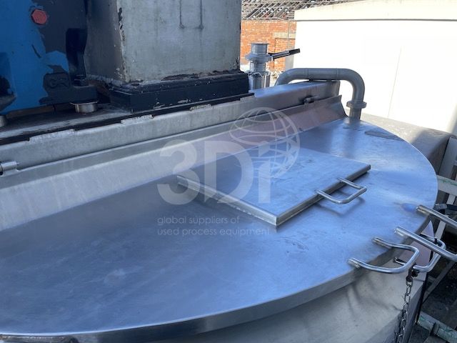 top of chemplant 2275 litre contra rotating mixing tank