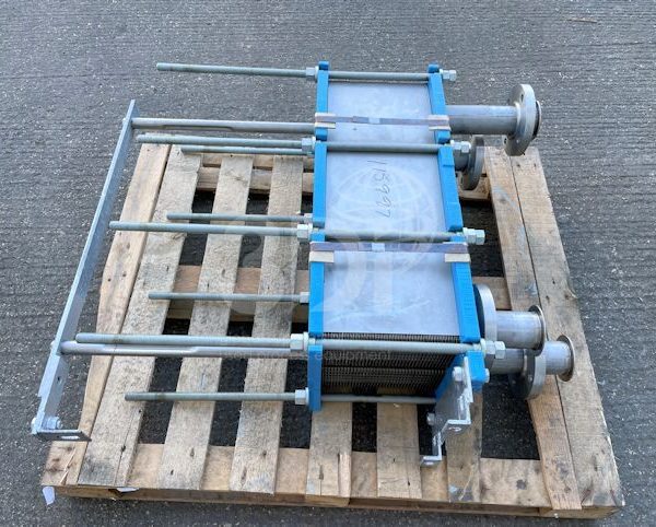 image of a Tranter Plate Heat Exchanger GXD-012-H-5-P-77