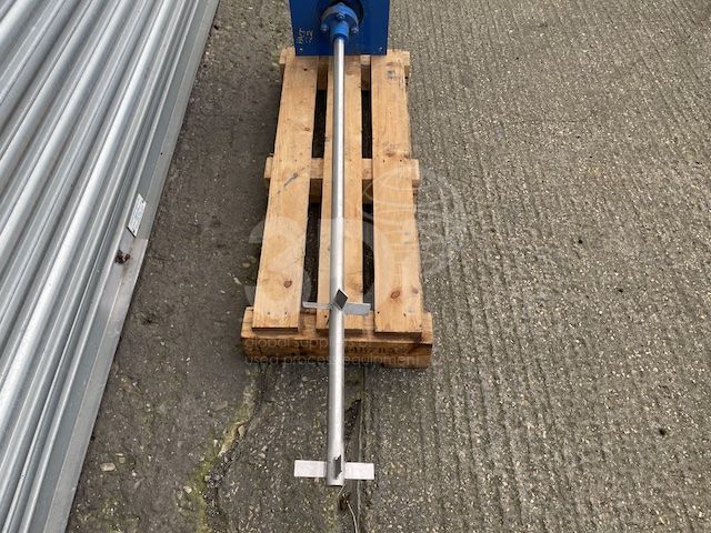 image of shaft of a mixertech turbine agitator
