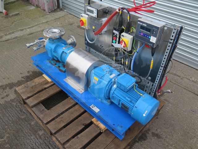 rear image of tuthill globalgear pump gg130s stock 2427d