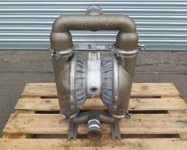 image of a wilden p8 diaphragm pump stock 2401a