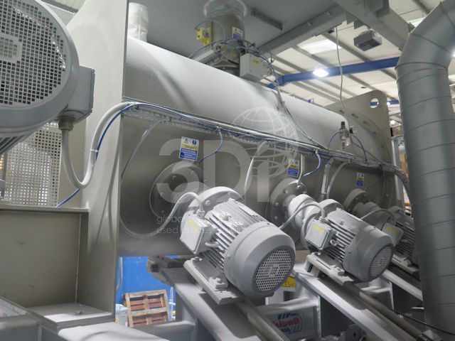 rear image of a winkworth high speed rt1500 mixer