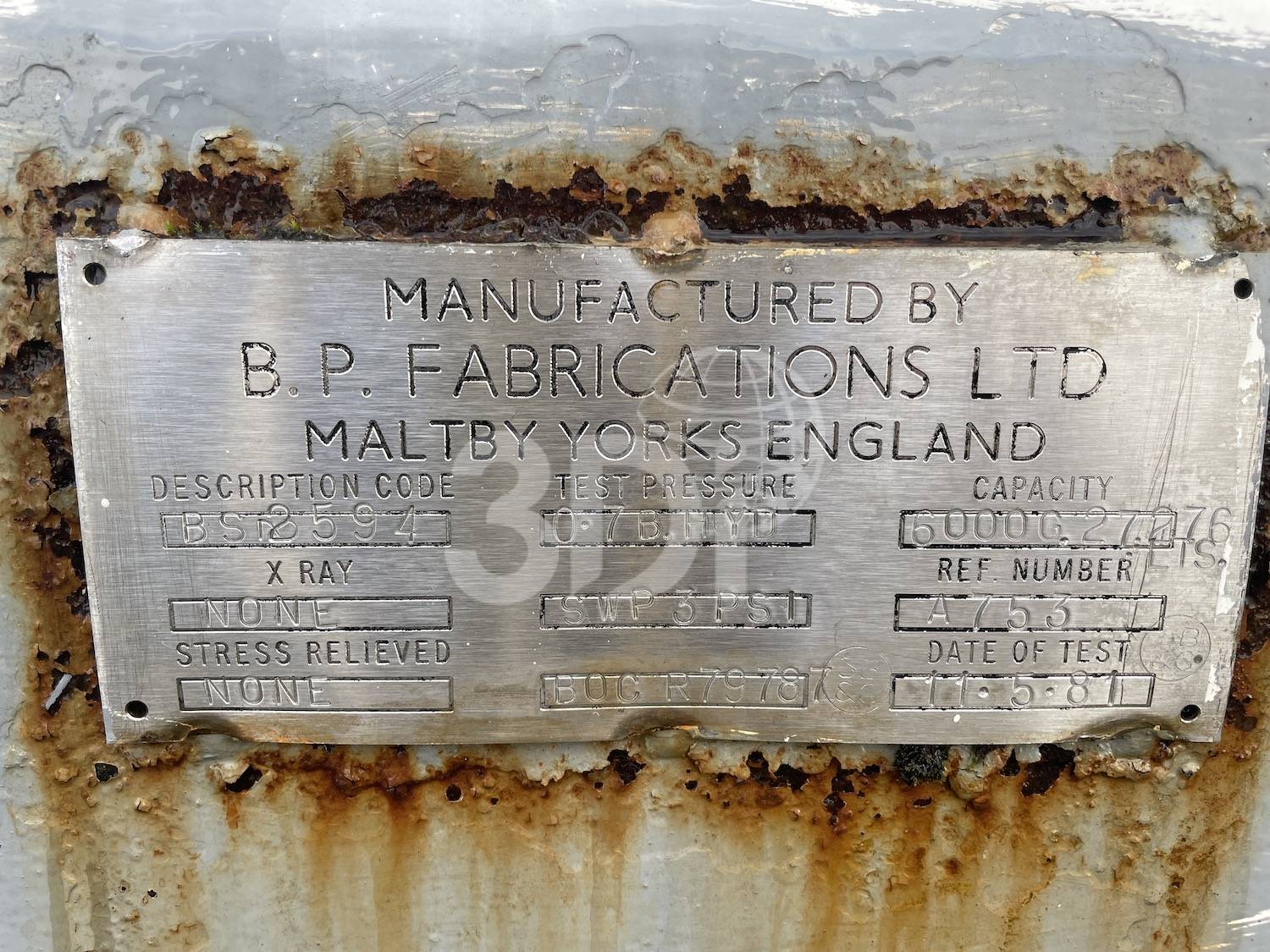 nameplate of a used 27276 litre mild steel stoage tank
