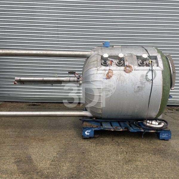 main image of a 500 litre stainless steel storage tank built by Bibby