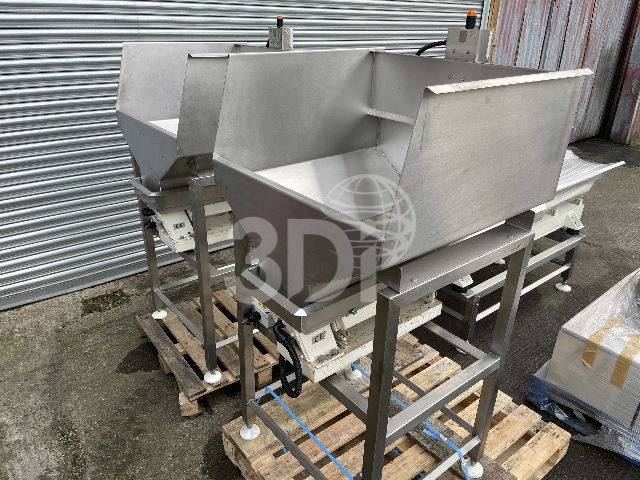 rear angle image of two podmores infeed hoppers