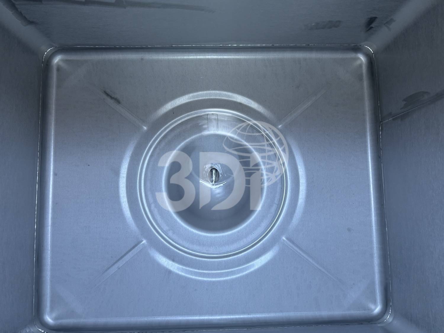 internal image of a 1000 litre schafer stainless steel ibc
