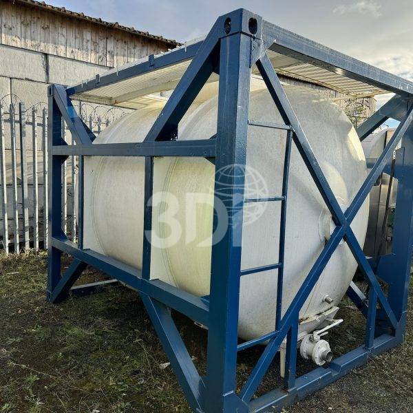 main image of a 9000 litre iso tank container