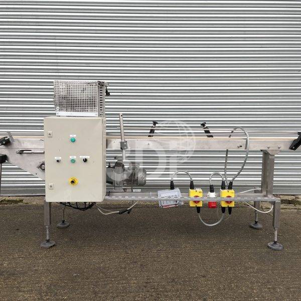 main image of a field flat belt conveyor stock 2884