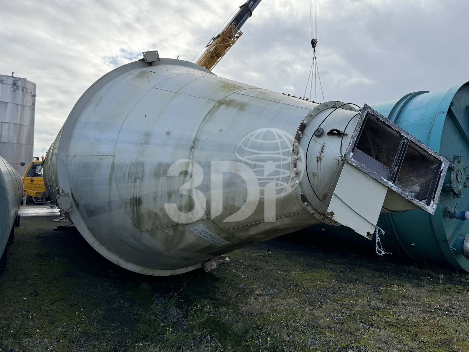 image of the bottom cone of a 100m3 steel silo 2926