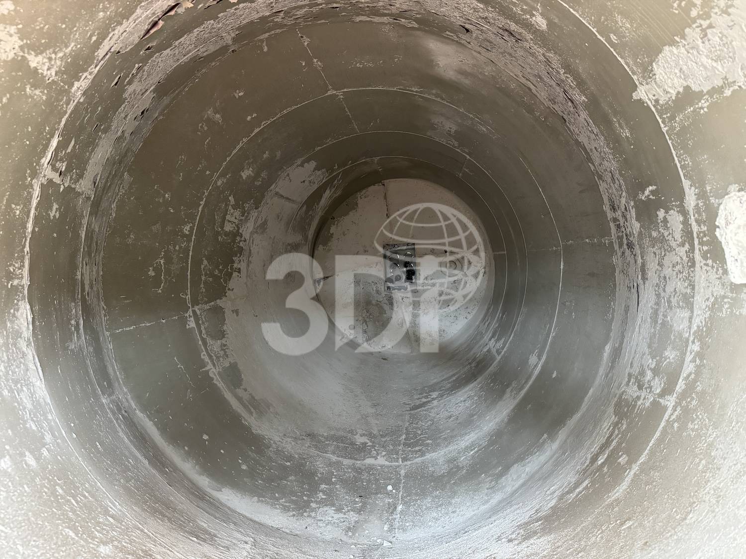internal image of a 100m3 steel silo 2926