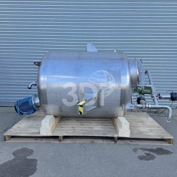 image of a 1320 litre stainless steel mixing vessel