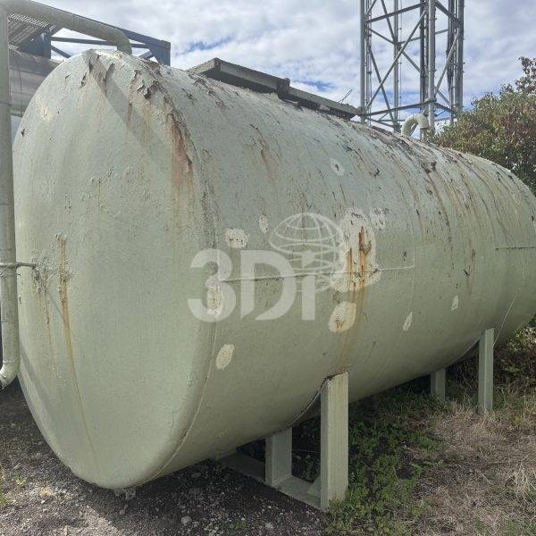 image of a used 15000 litre mild steel storage tank