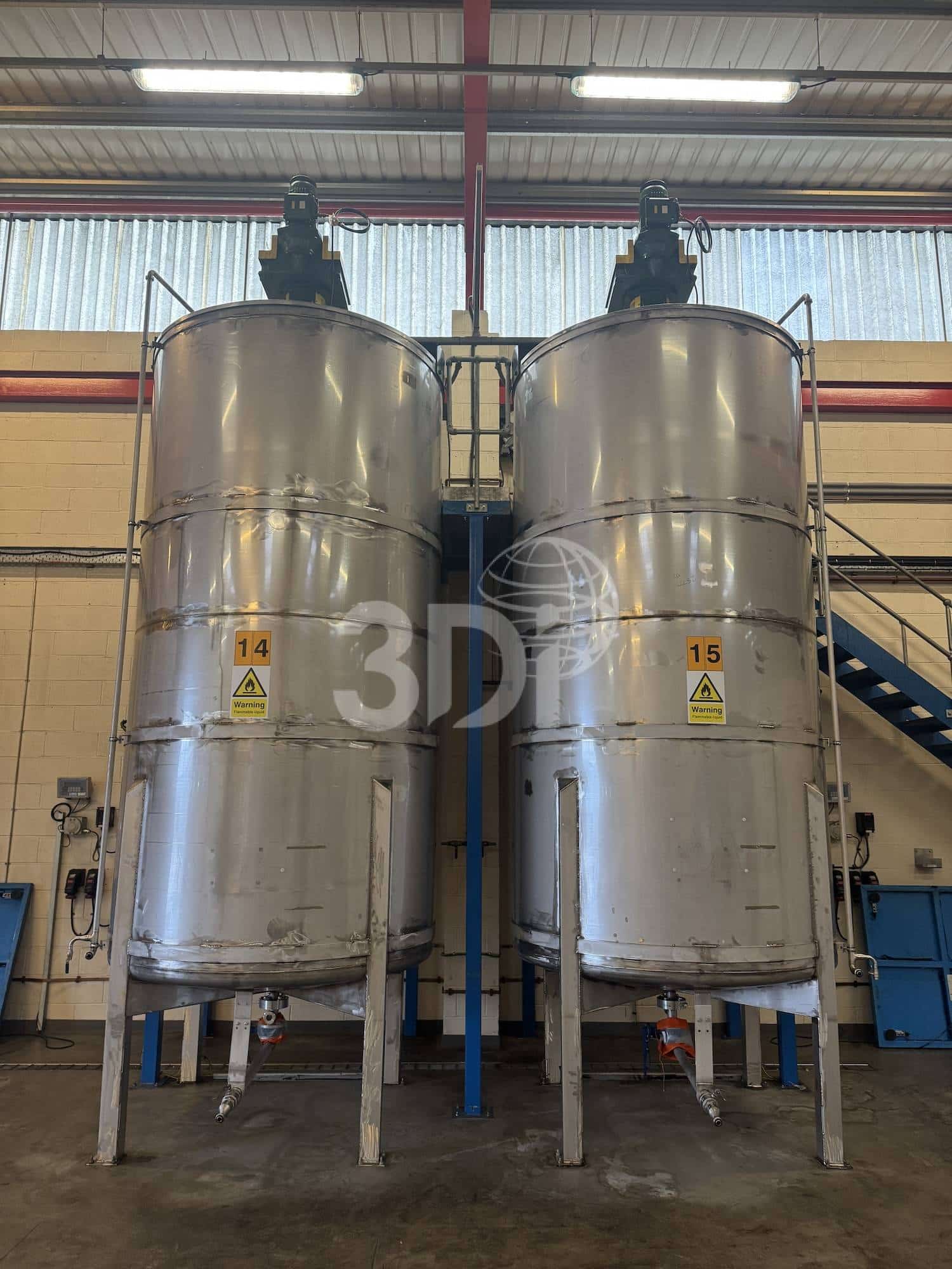 12000-litre-stainless-mixing-tank-2982-1 image of two 12000 litre stainless steel mixing tanks