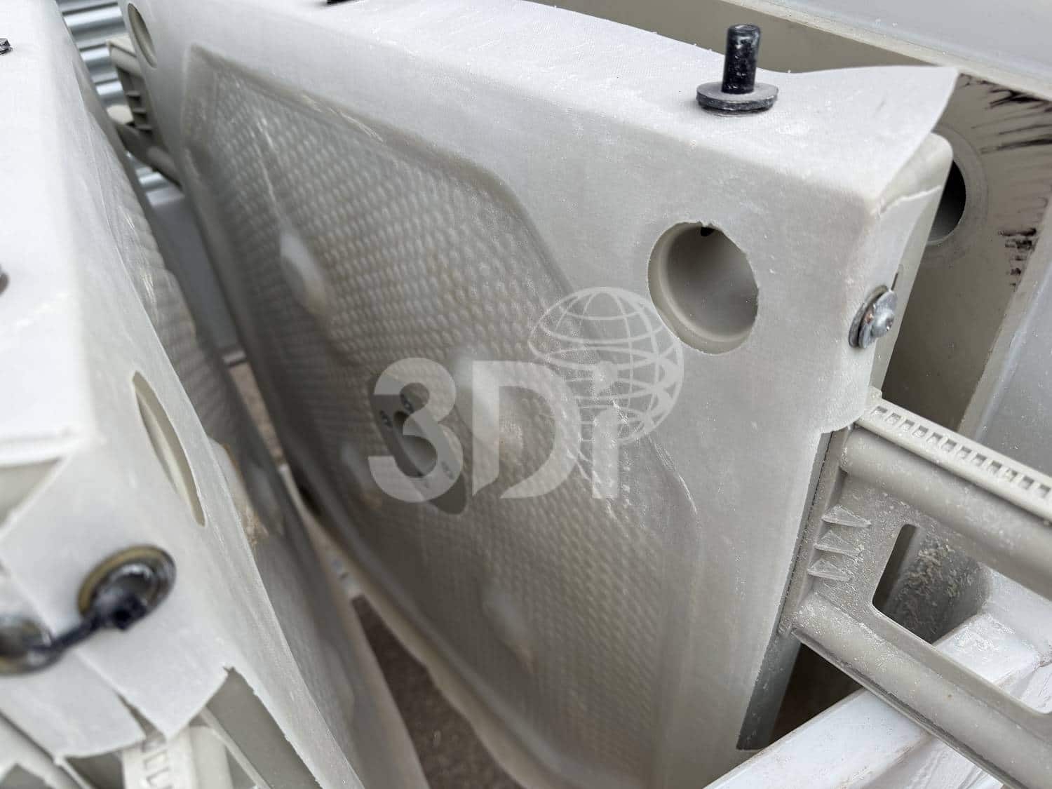 micronics-filtration-630-sidebar-filter-press-6 image of the filter plate of a micronics filtration 530 sidebar filter press