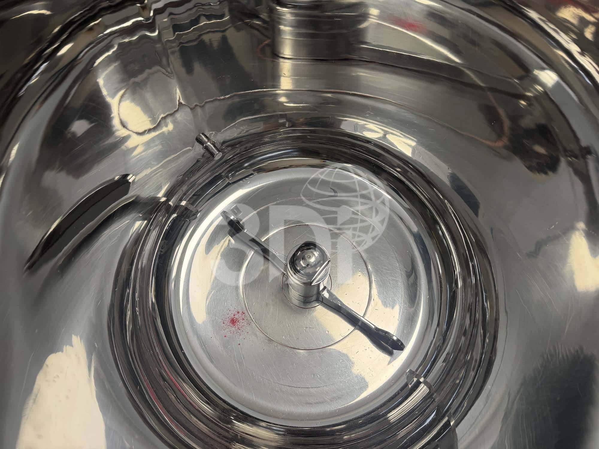 urlinski-mp-12p-powder-mixer-4 internal image of a urlinski mp-12p powder mixer